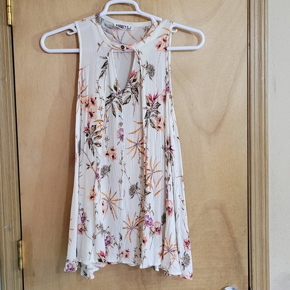 Audrey 3+1 Women's  Small Trapeze Tunic Top or Dress Floral